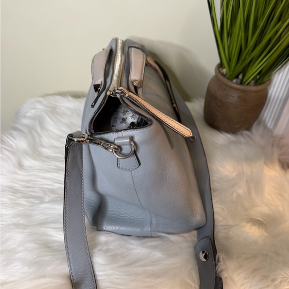 Fendi Light Blue and Beige Shoulder Bag - Picture 2 of 9